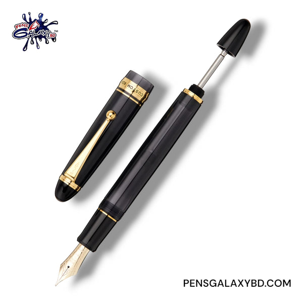 Pilot Custom 823 Fountain Pen in Smoke - Close-up image