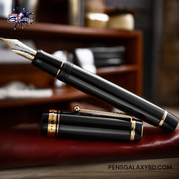 Pilot Custom Urushi Fountain Pen - Black - High definition detail image
