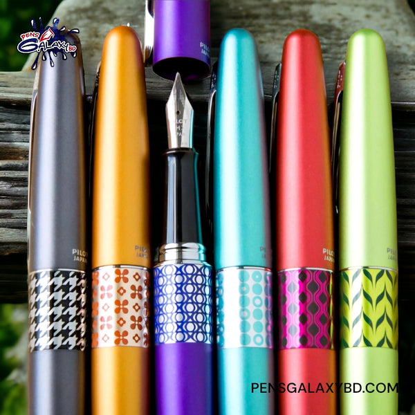 Pilot Metropolitan Fountain Pen - Retro Pop Gray - With other colors