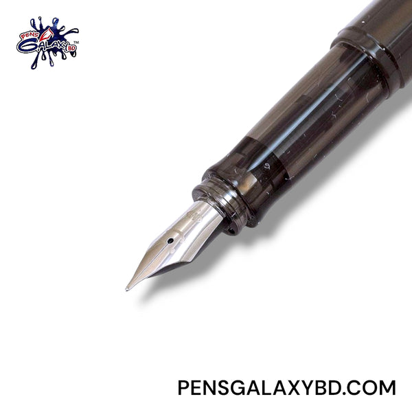Pilot Kakuno Fountain Pen - Gray - Feed section image
